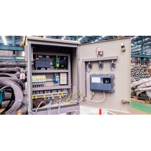 Junction Box Panel adalah